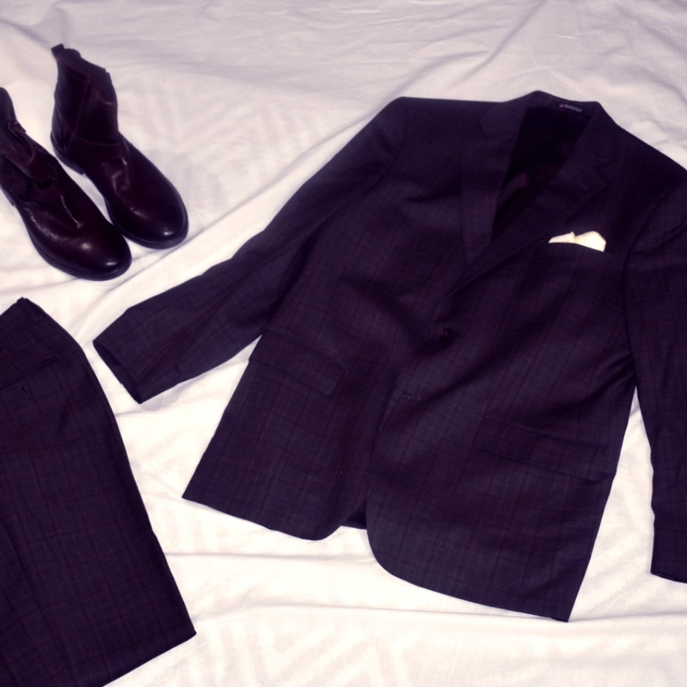 Classic Style at an Amazing Price - Mens Suit!